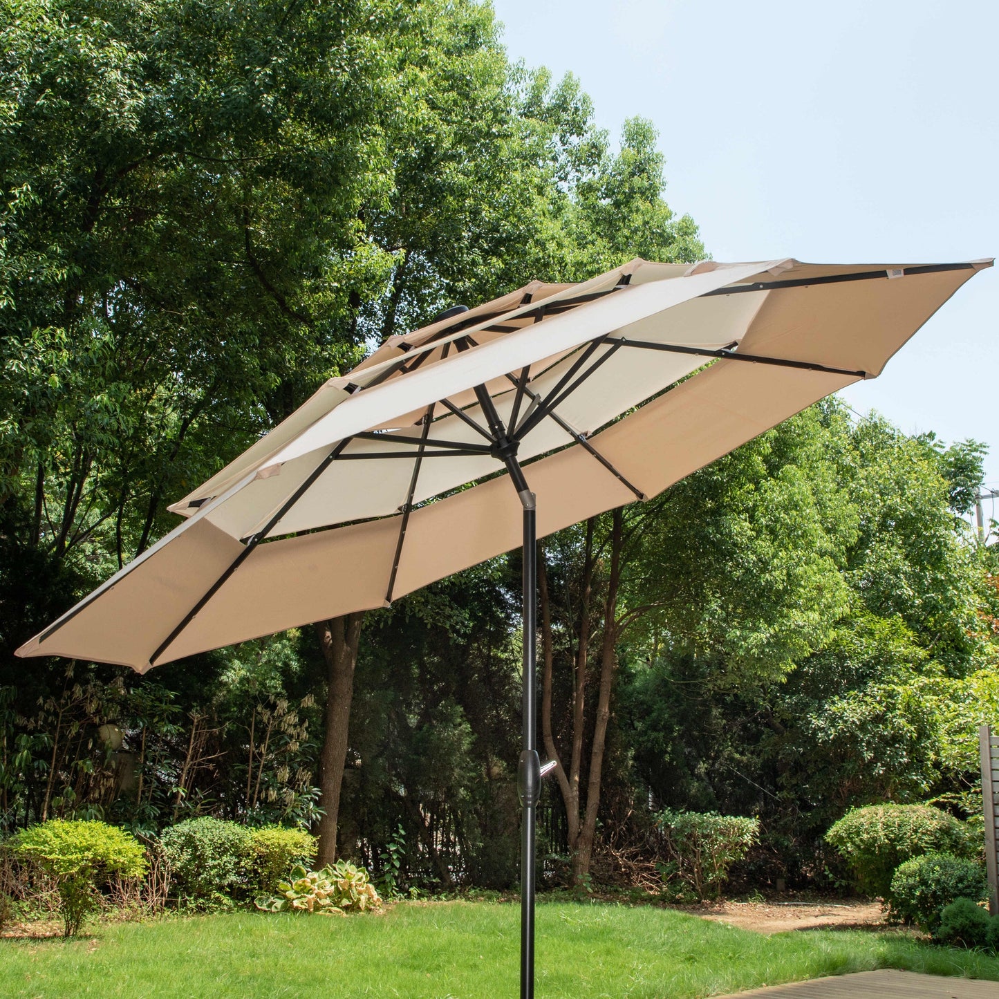 Parasol de terrasse inclinable à 3 niveaux de 10 pieds de MAISON ARTS, parasol d'extérieur à double ventilation avec lumières LED