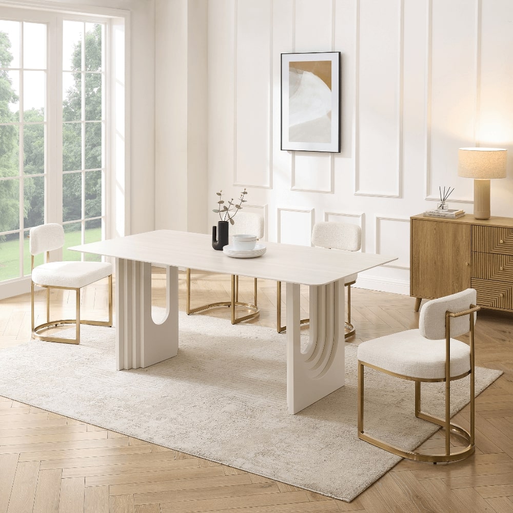 Chaise de salle à manger Rhea en tissu blanc avec cadre doré