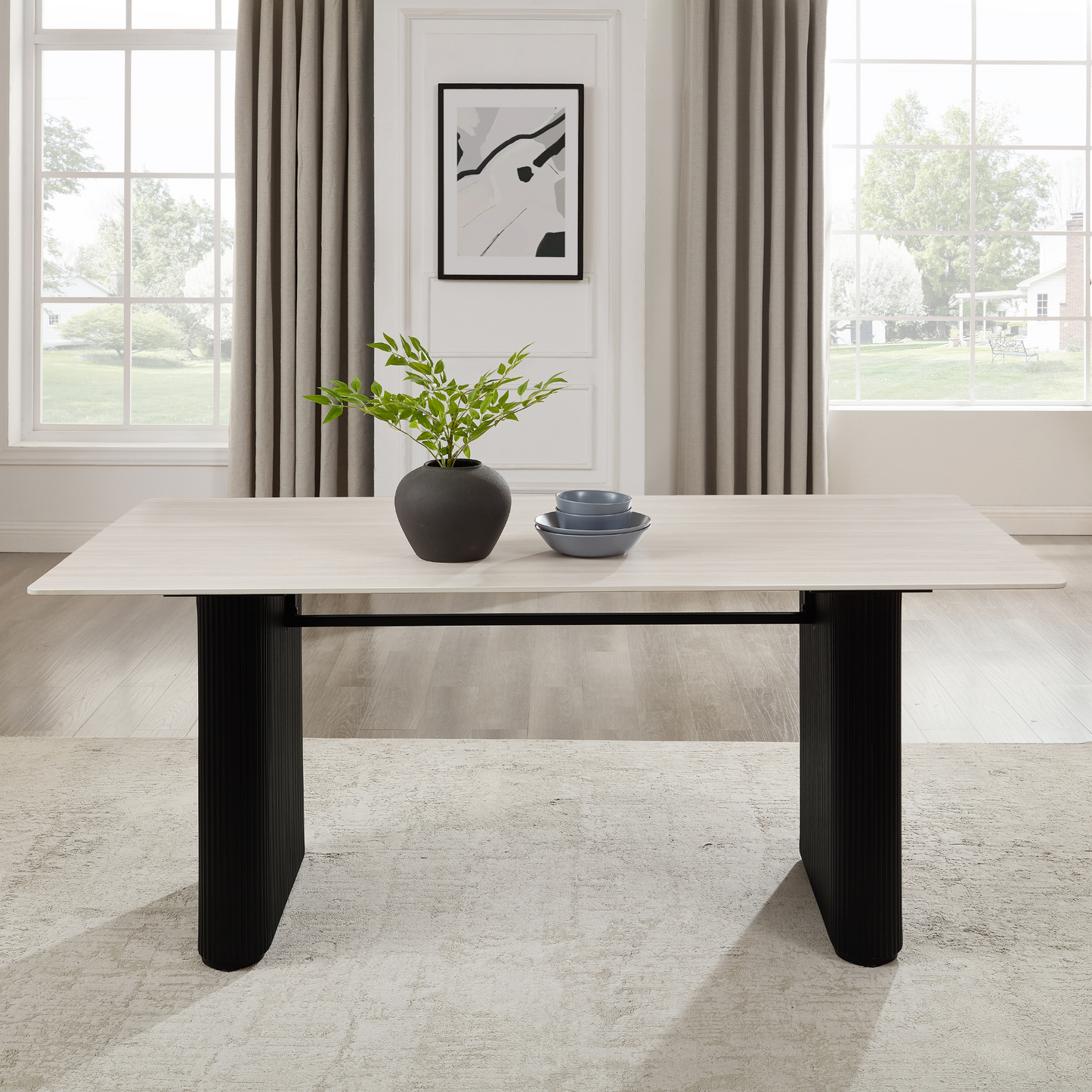 Table à manger Siena en céramique blanche avec base nervurée noire