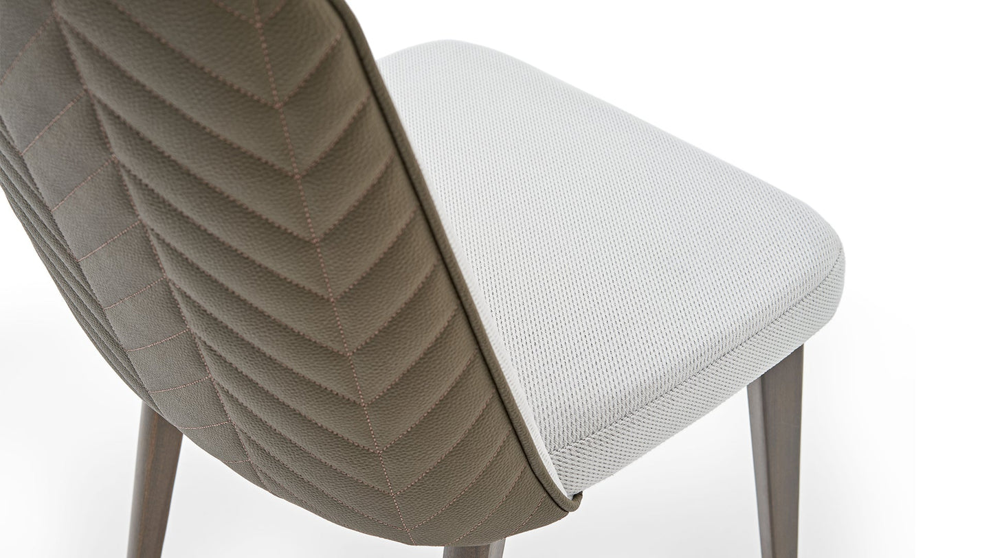 Chaise Piero