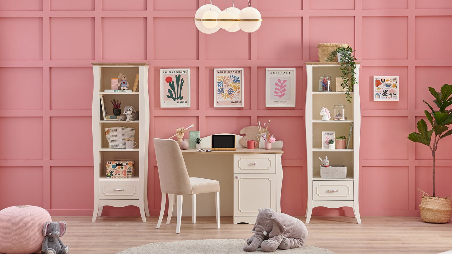 Bibliothèque étroite Riena Young