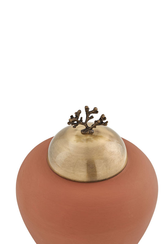 Objet à capuchon métallique