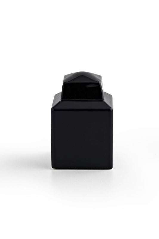 Alicia Small Cube