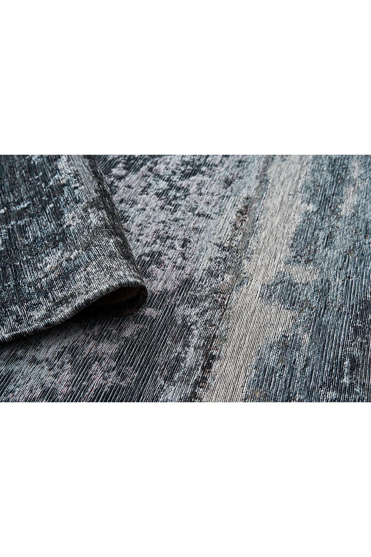 Tapis foncé Magnum