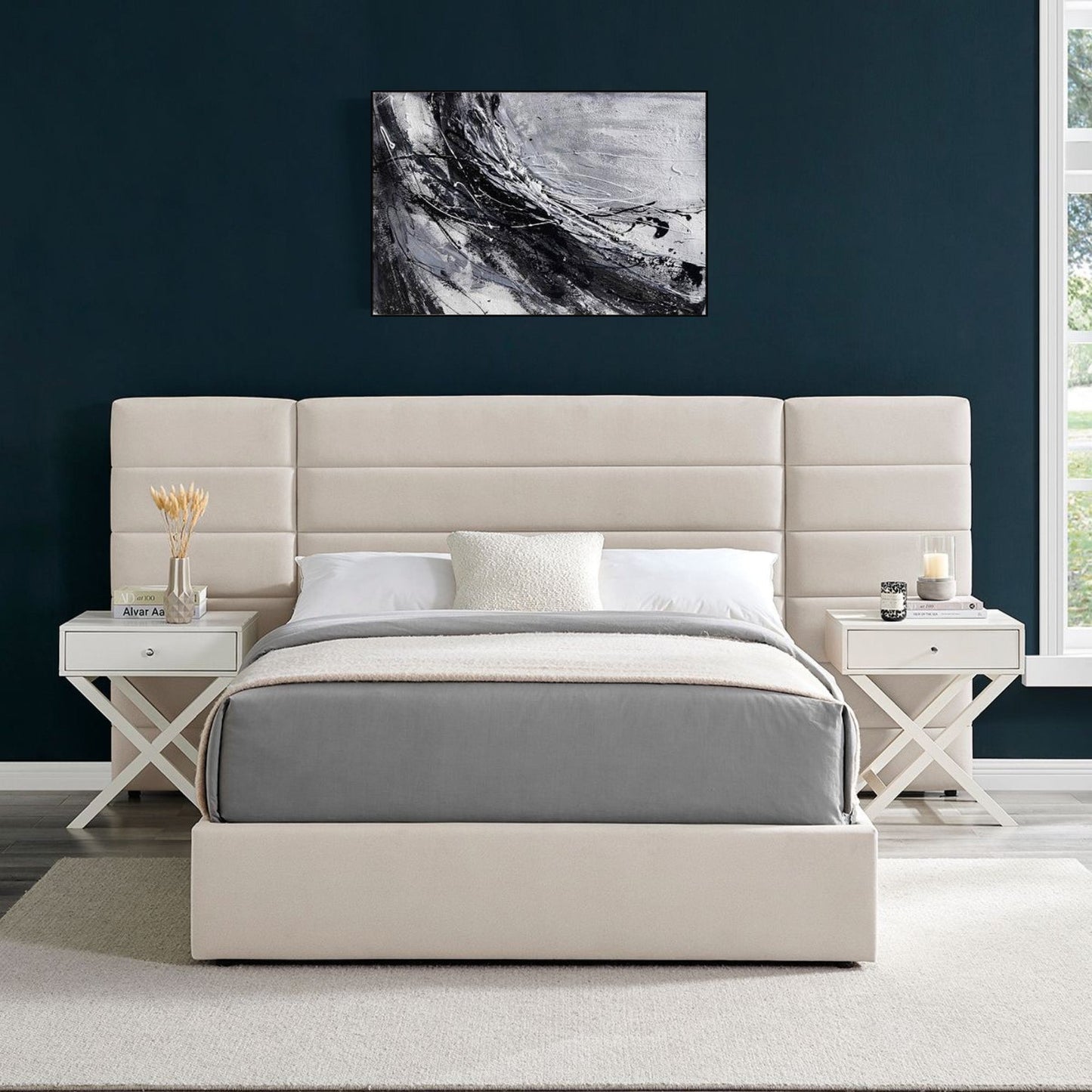 Lit king size avec rangement ottoman et tête de lit en tissu beige Amara