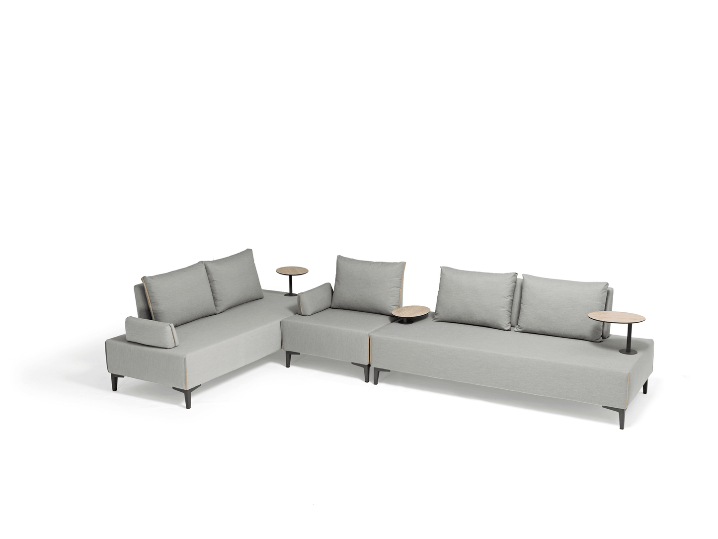 Chaise basse Helvius avec table