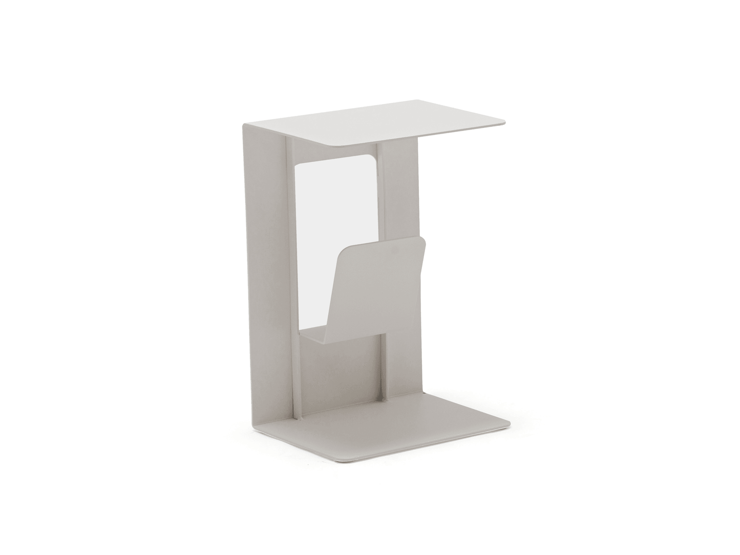 Table d'appoint en dentelle