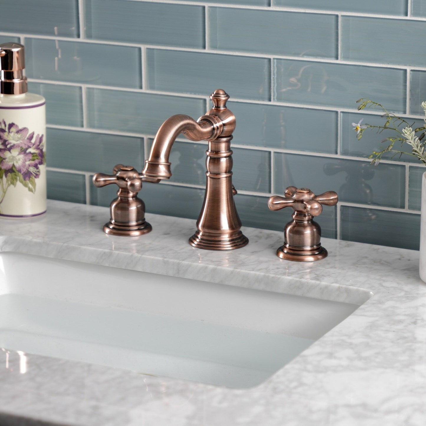 Robinet de salle de bain American Classic 8 po à large entraxe