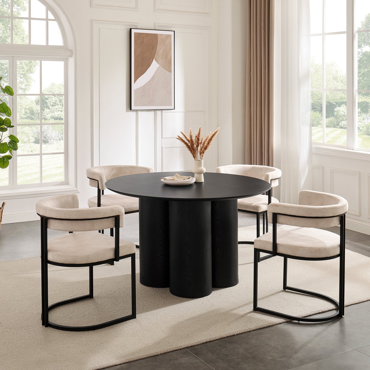 Chaise de salle à manger incurvée Mia en velours crème et cadre noir