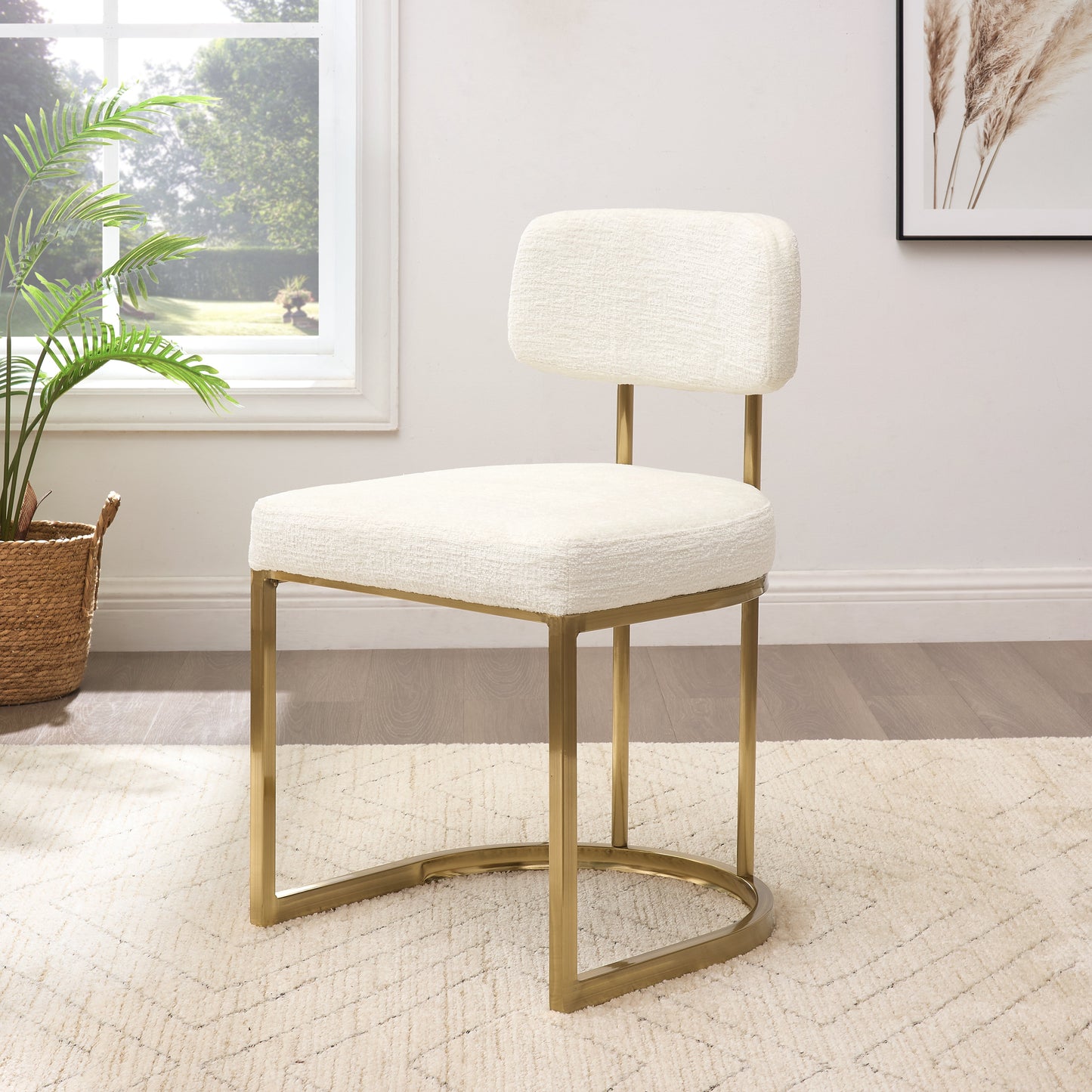 Chaise de salle à manger Rhea en tissu blanc avec cadre doré