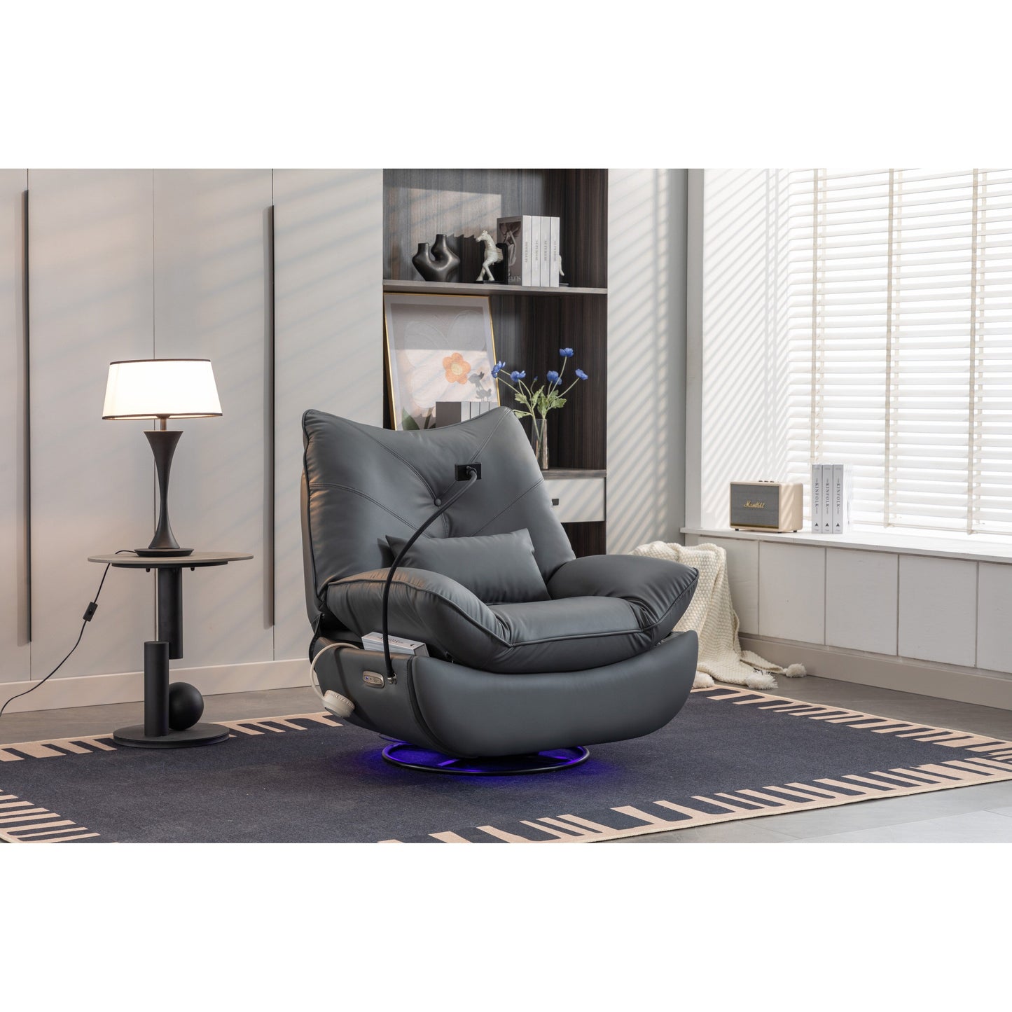 Fauteuil inclinable pivotant et électrique avec haut-parleurs Bluetooth, support de téléphone, ports de chargement USB et Type-C, rangement dissimulé dans les accoudoirs