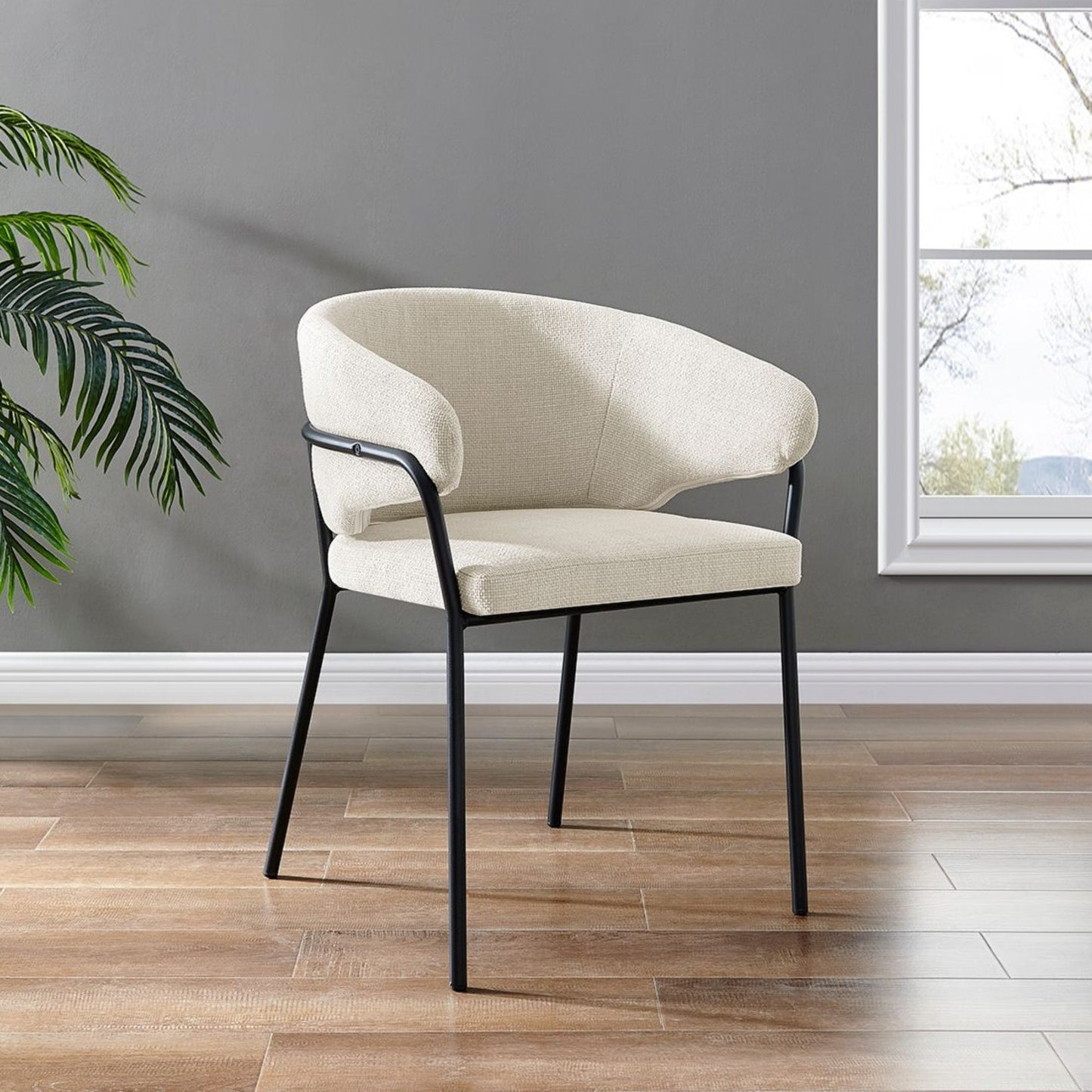 Chaise de salle à manger Capri en lin crème avec cadre noir élégant