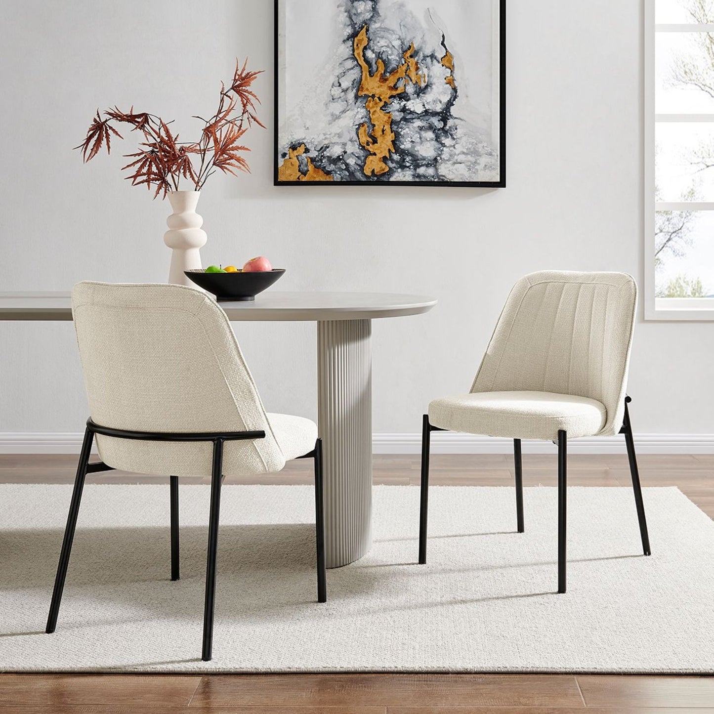 Chaise de salle à manger Adele en lin crème avec pieds noirs
