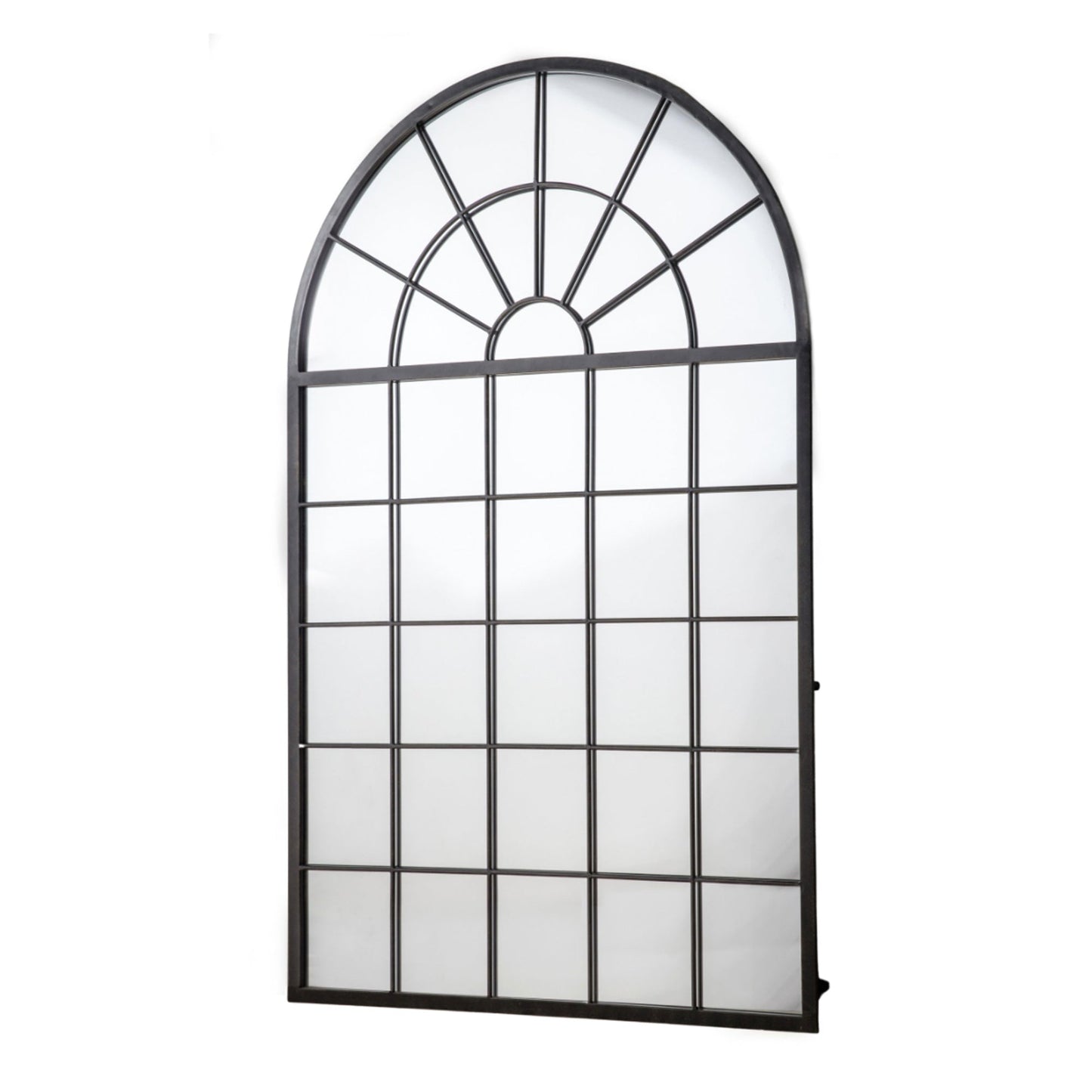 Grand miroir rustique noir de style fenêtre cintrée