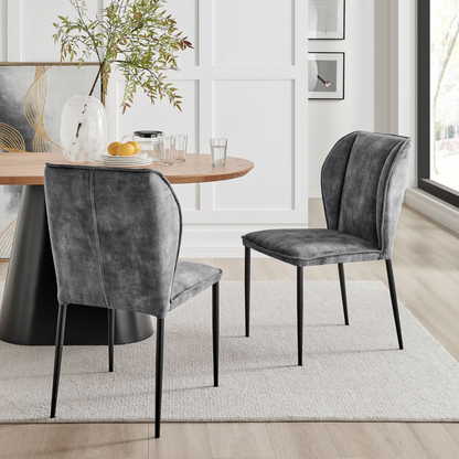 Chaise de salle à manger à oreilles en velours gris Nina avec pieds noirs