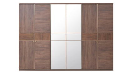 Armoire dorée à 6 portes