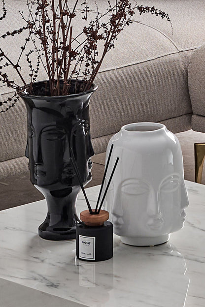 Zeus Black Vase