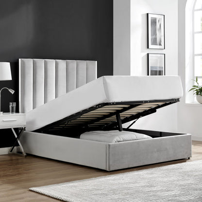 Lit Chloé gris avec bordure argentée et rangement ottoman