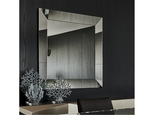 Regal Mirror