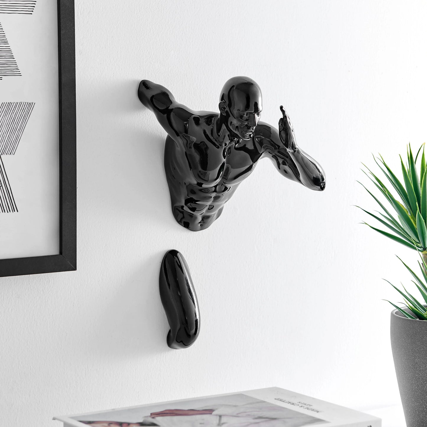 RUNNER MAN WALL DECOR