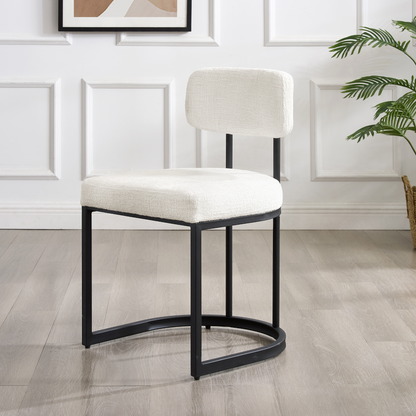 Chaise de salle à manger Rhea en tissu blanc avec cadre noir