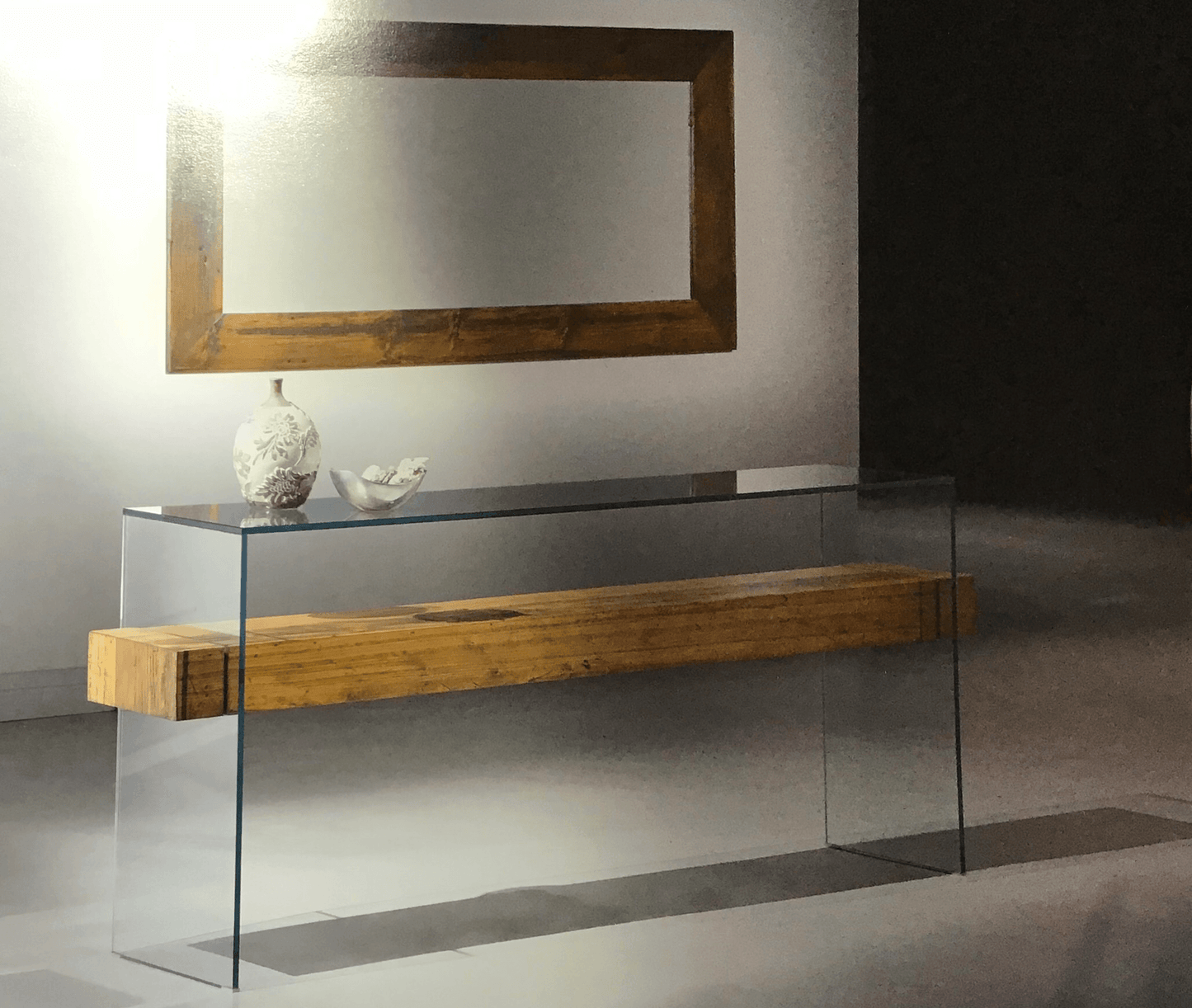Squadrus Console Table