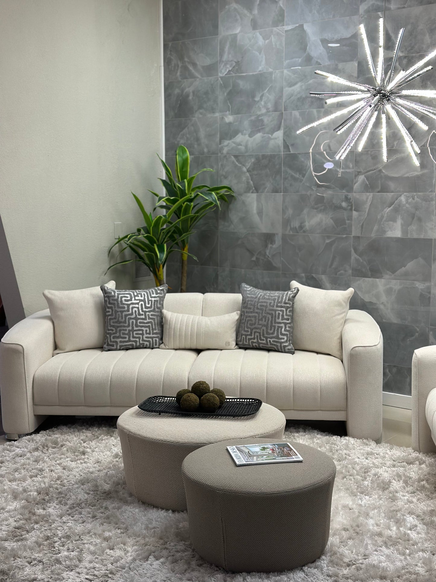 VENICE SOFA & LOVESEAT