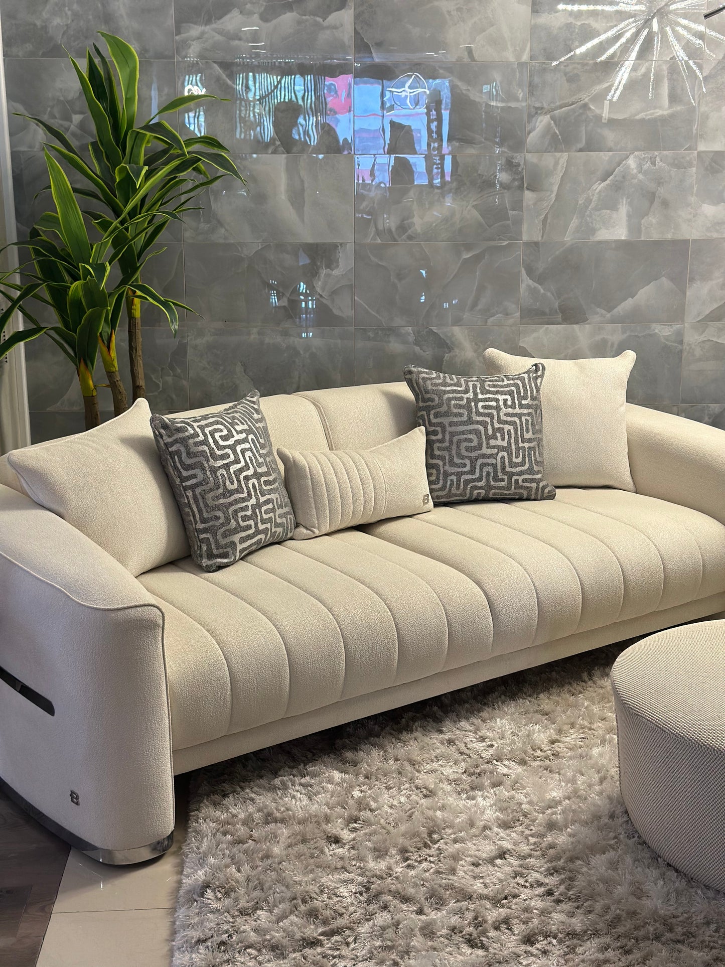 VENICE SOFA & LOVESEAT