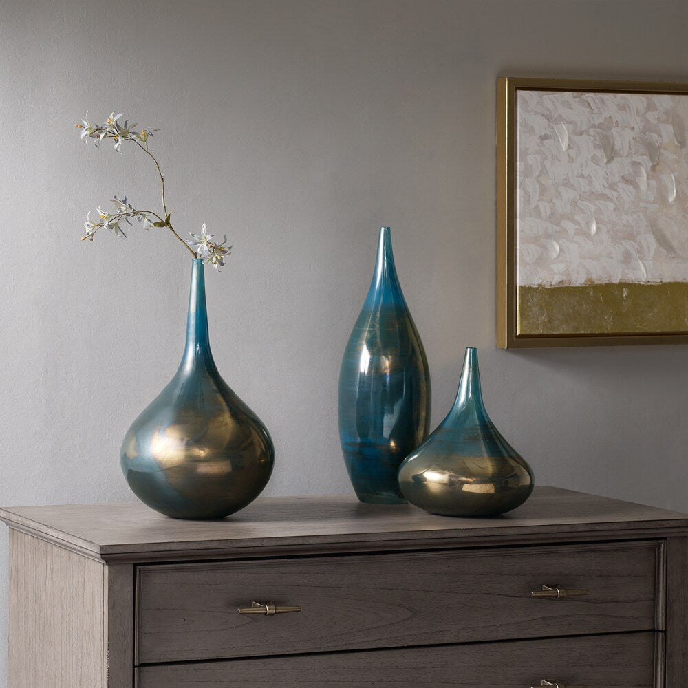 Ensemble de 3 vases décoratifs en verre bleu Aurora et bronze Madison Park Signature