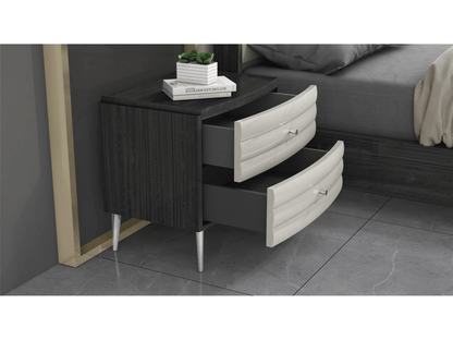 Pino Nightstand