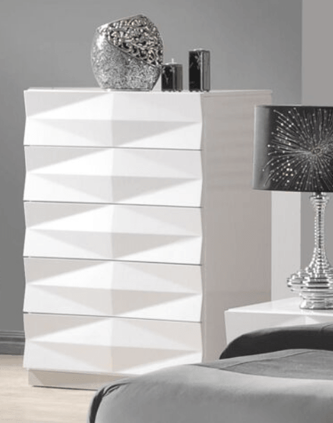 Vera Nightstand