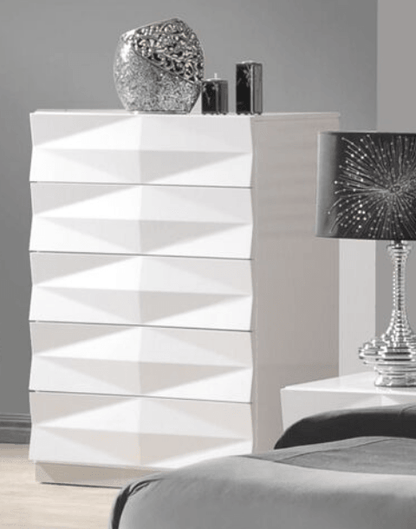 Vera Nightstand