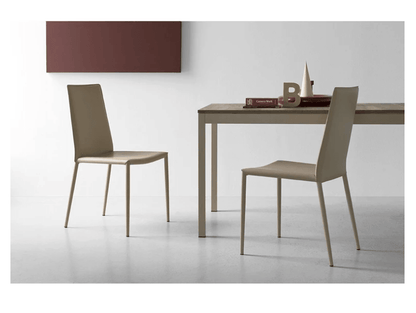 Chaise en cuir Bohème