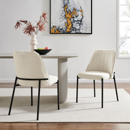 Chaise de salle à manger Adele en lin crème avec pieds noirs