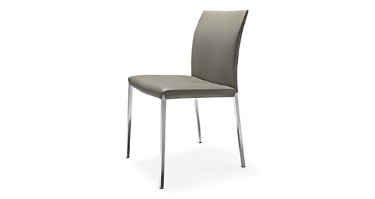 Chaise de salle à manger en cuir Erika