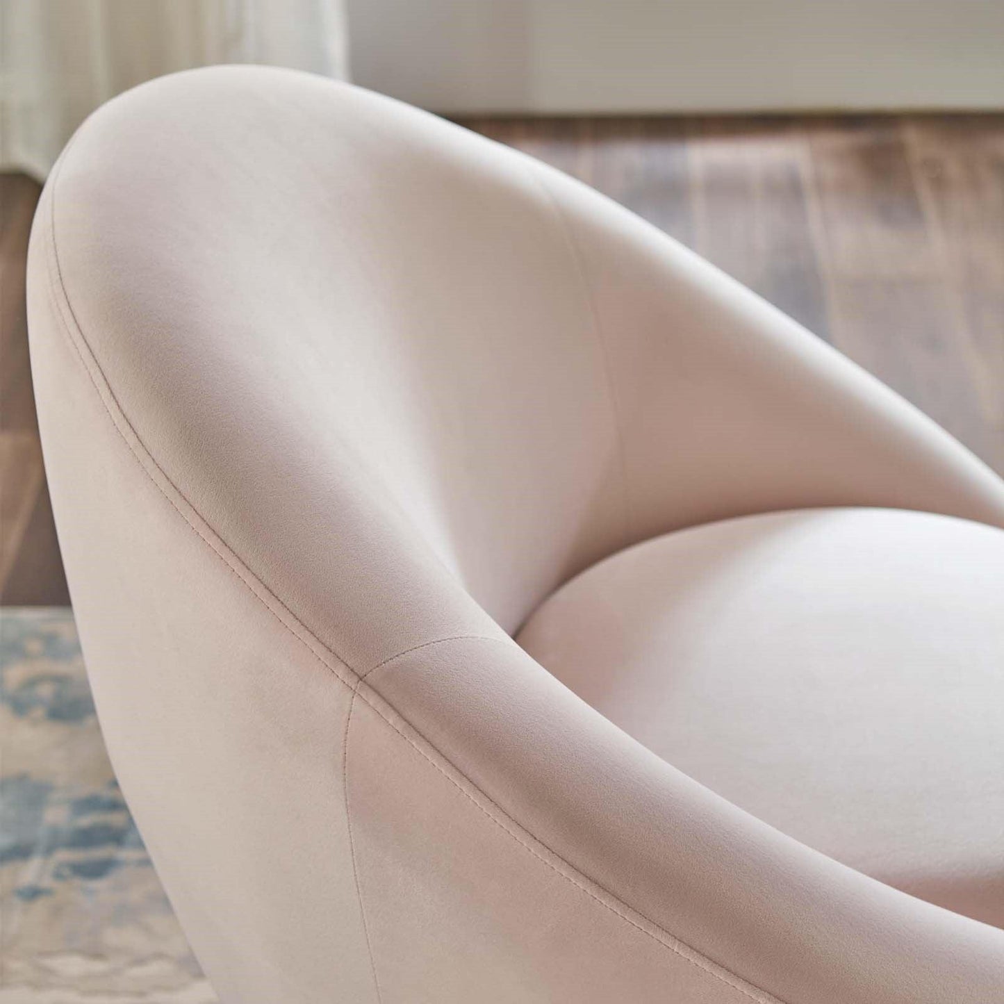 Fauteuil d'appoint en velours Circa rose 