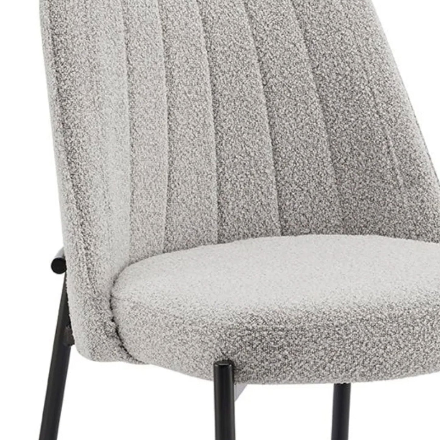 Chaise de salle à manger Adele gris clair avec pieds noirs