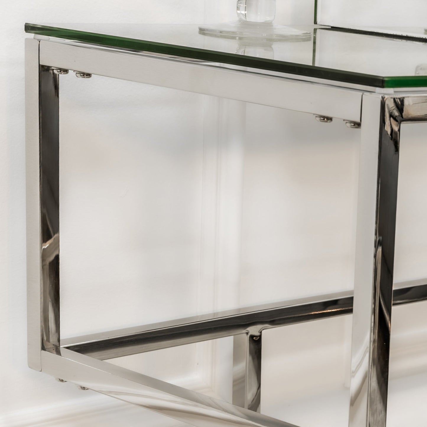 Console Lina en chrome argenté avec plateau en verre transparent