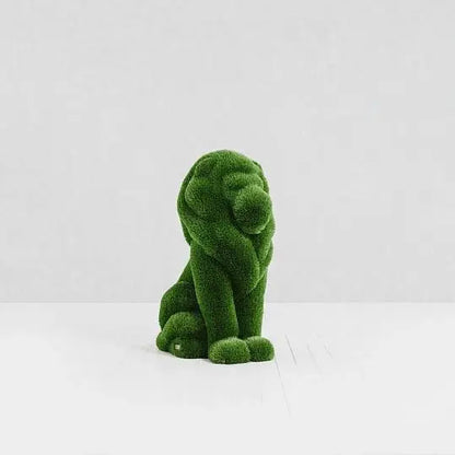 Grass Lion Topiary Collection