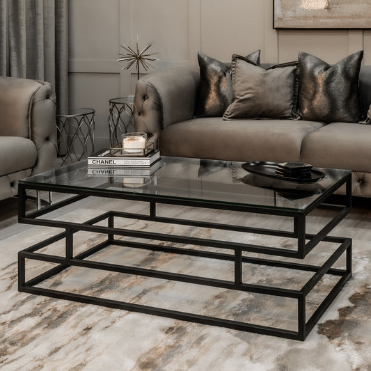 Table basse Lina en verre transparent avec cadre noir mat
